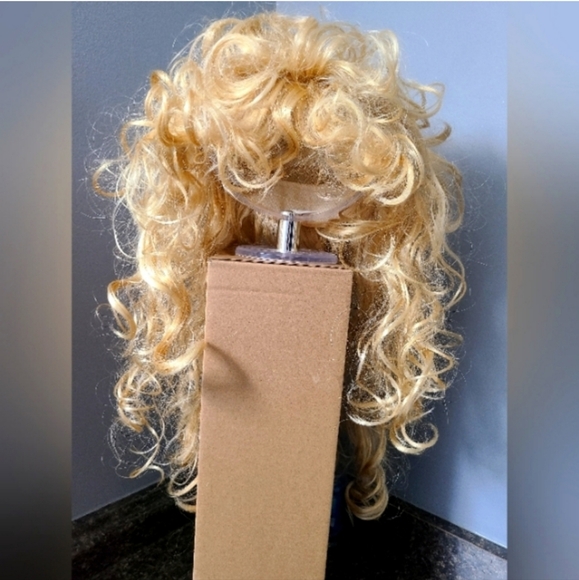 Cosplay Wigs (×3) - Picture 4 of 4